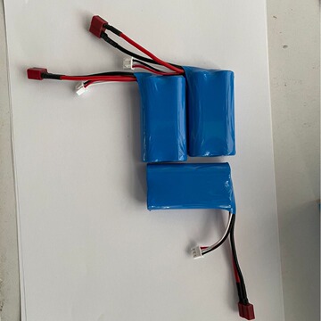 高速车锂电池有刷无刷高动力大容量遥控车高倍率7.4v18650电池 rc