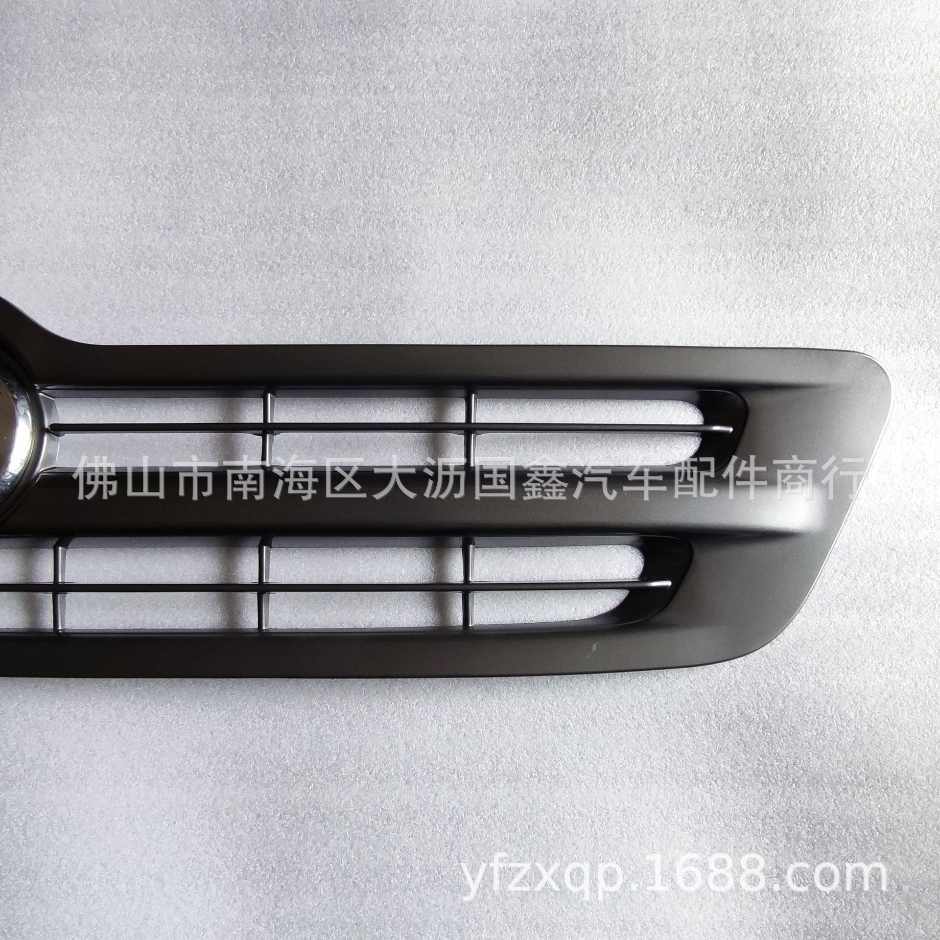 批发日野500驾驶室前中网 fm2p fr2p外观件 装饰件 hino汽车配件