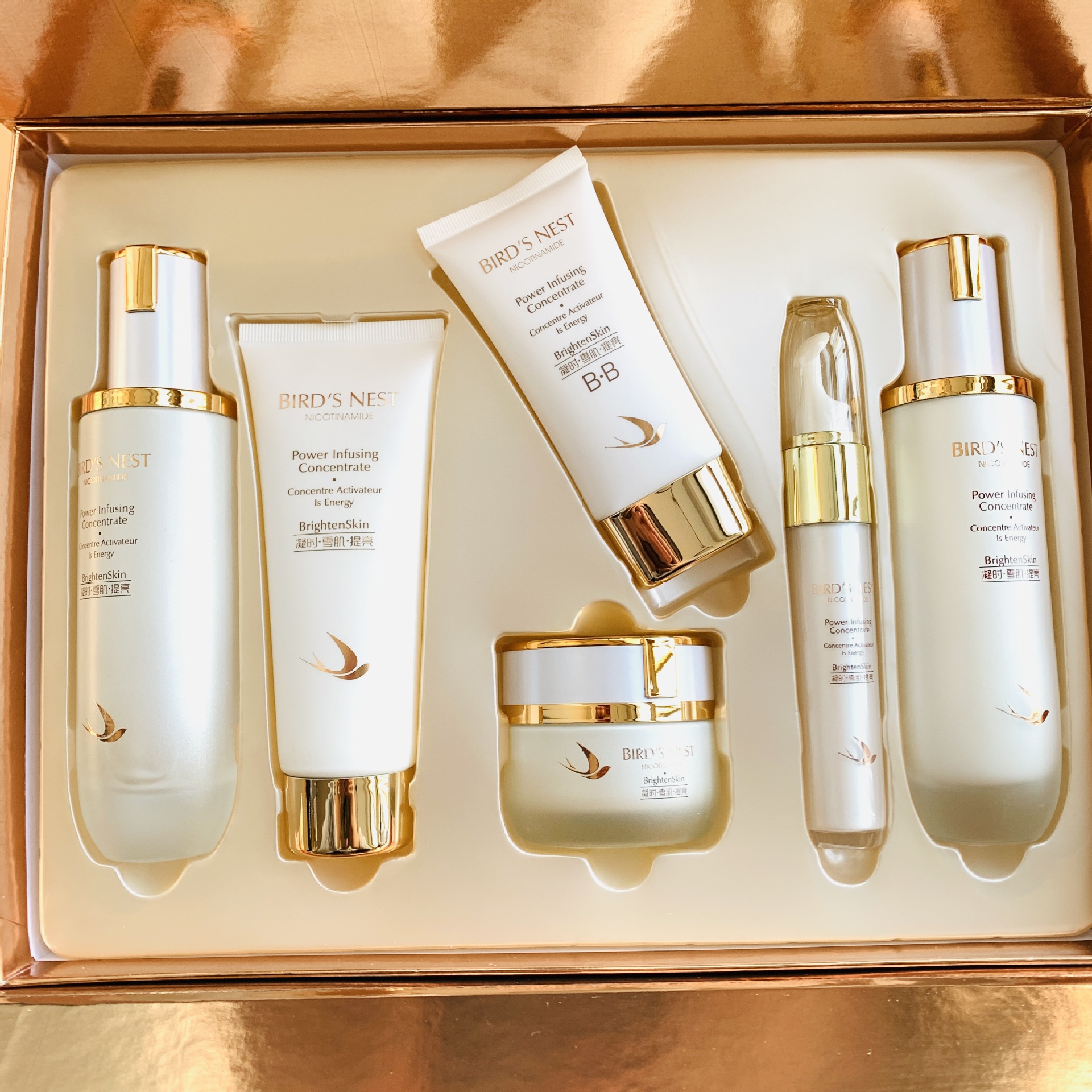 欧华蔻润颜透亮保湿燕窝六件套护肤系列补水滋养洁面水乳霜化妆品