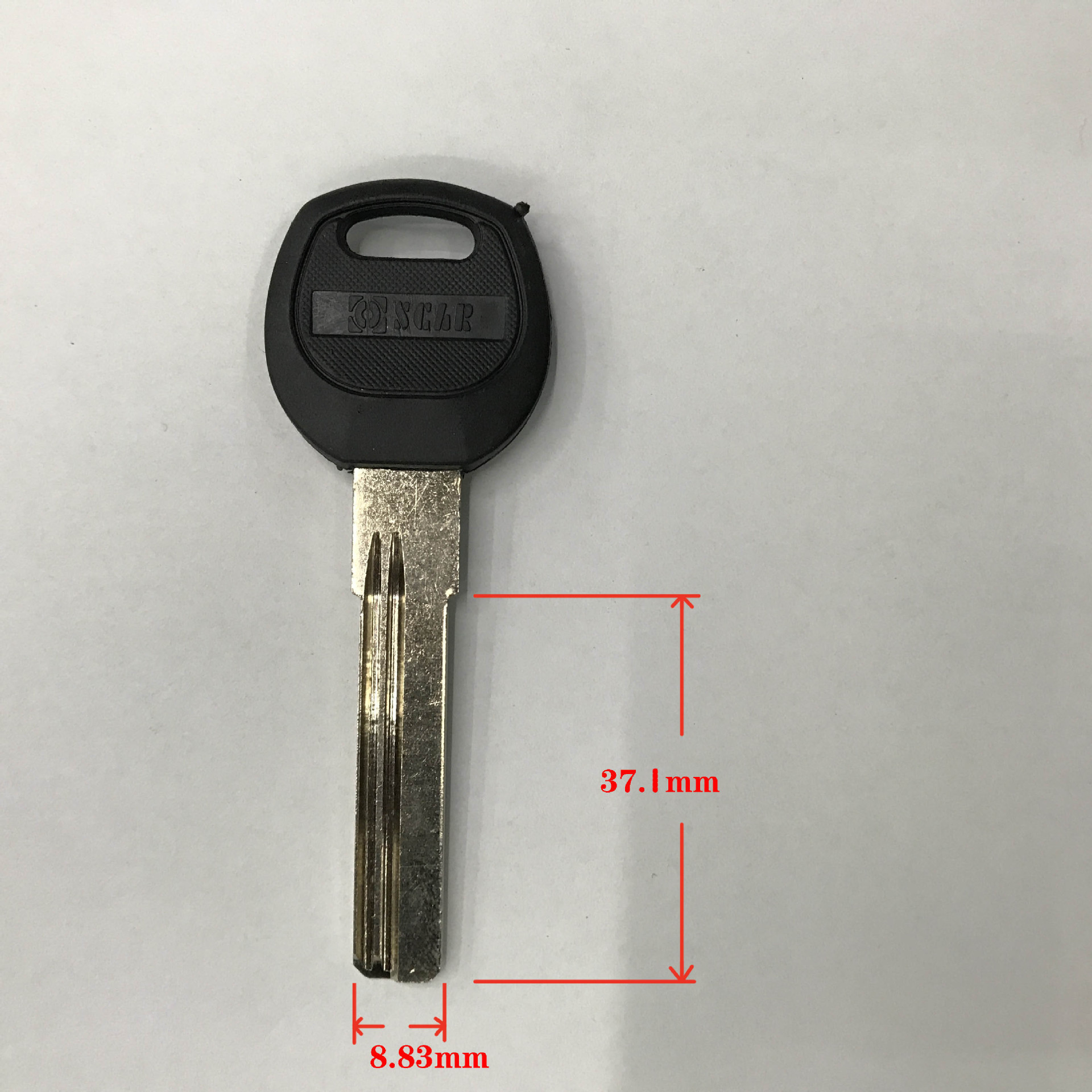 生产批发各种门钥匙坯,汽车钥匙,防盗门钥匙,十字,电脑钥匙.