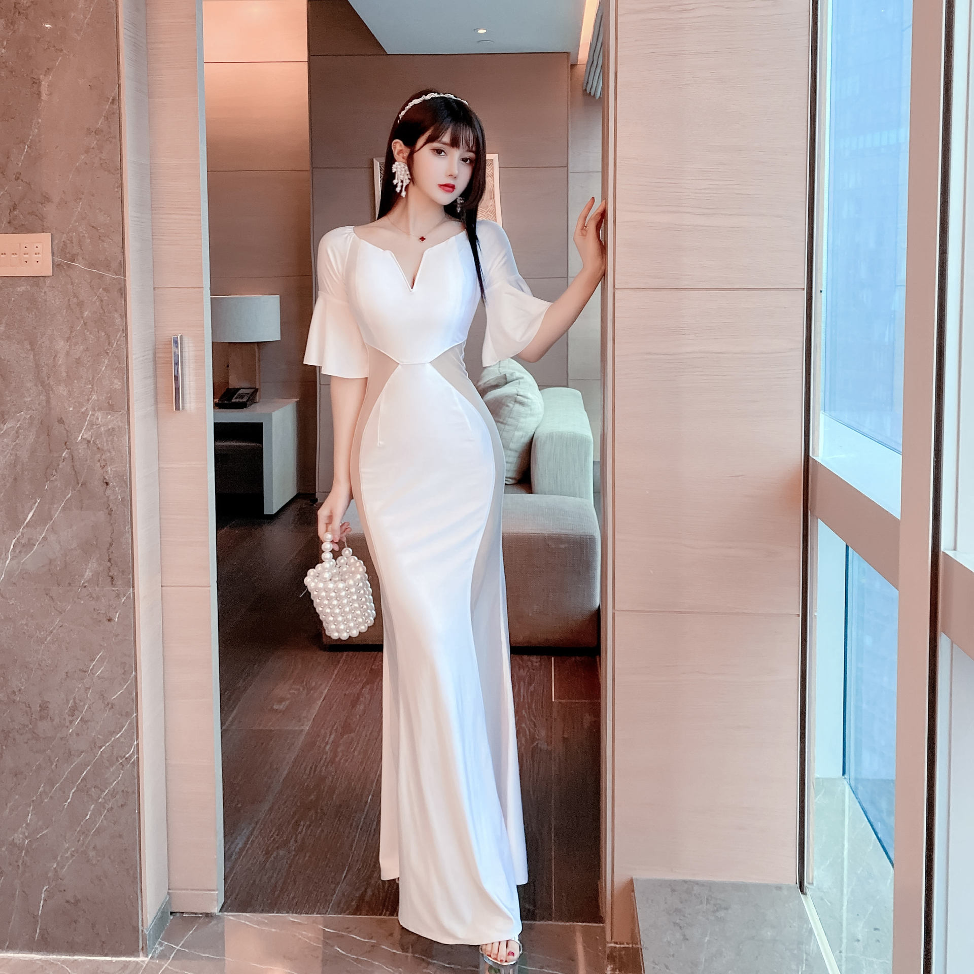 新款夜店性感连衣裙网纱拼接透视低胸礼服一字肩包臀显瘦中袖长裙