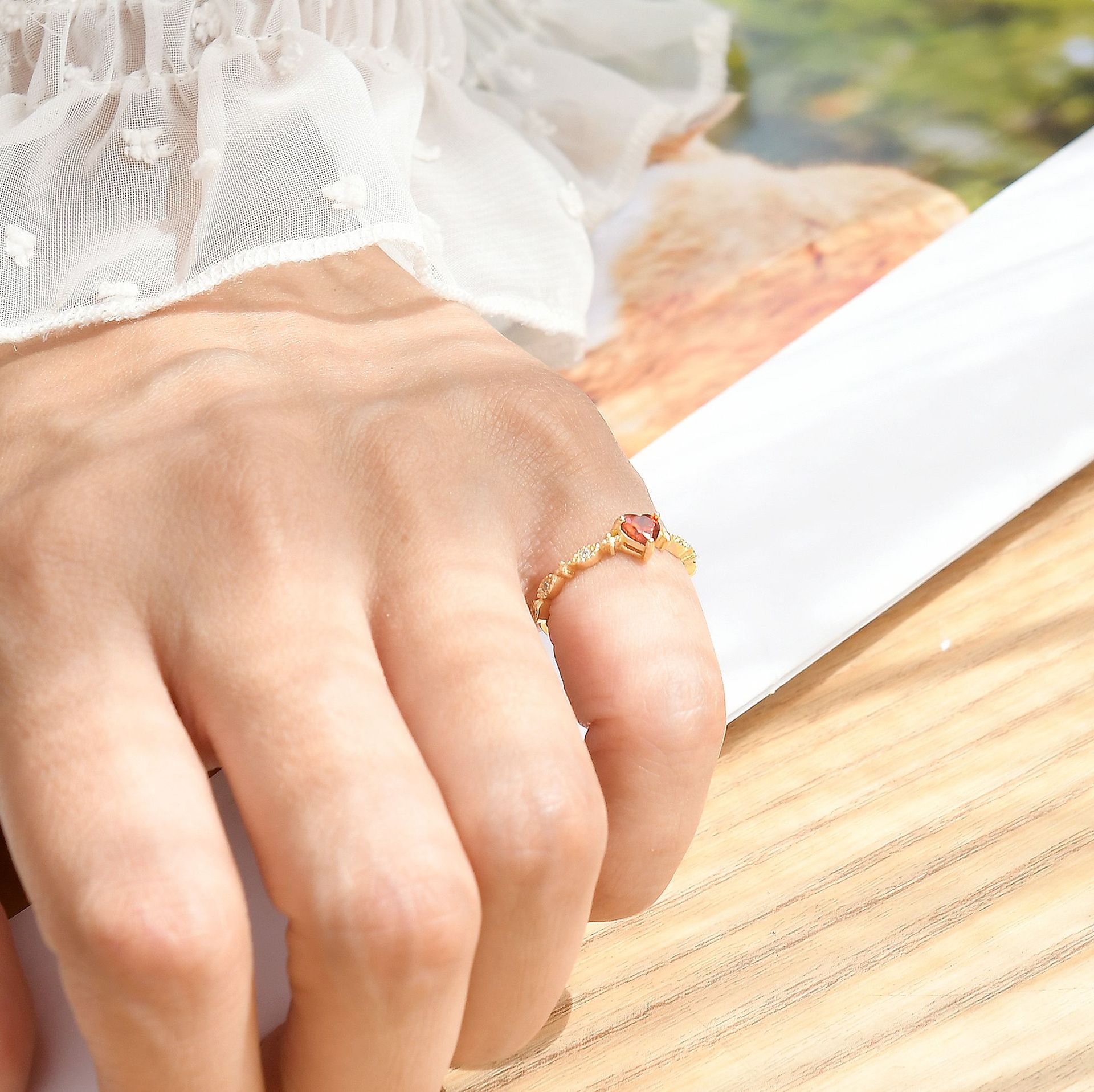 s925纯银镀14k黄金白金女戒指尾戒爱心红宝石日系风格优雅小清新