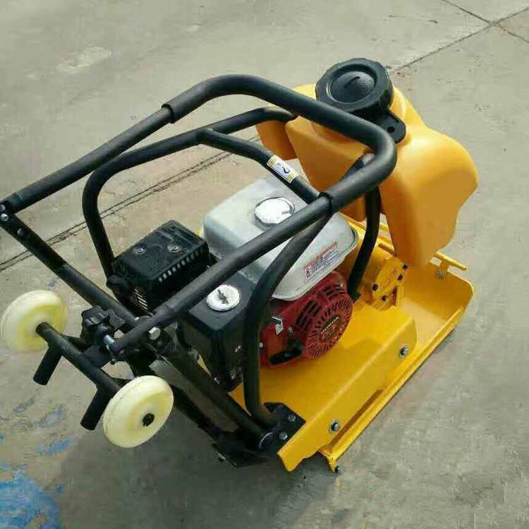 诚意销售柴油平板夯 操作简单柴油平板夯 250型柴油平板夯