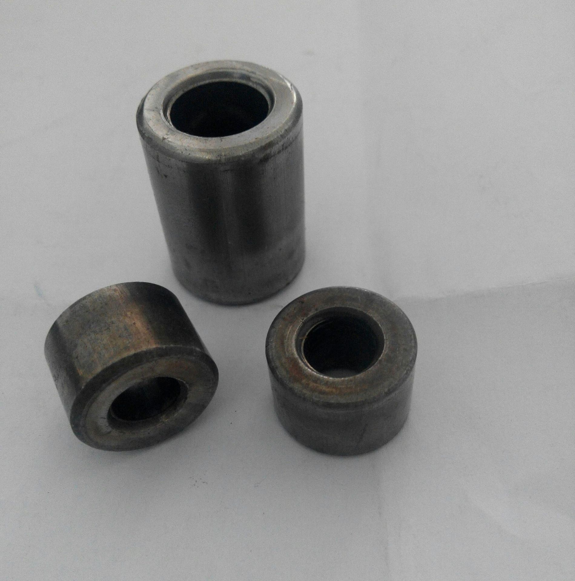 厂家供应烧焊圆螺母 焊接圆柱螺母  圆型螺帽 m6 m8 m10 m12