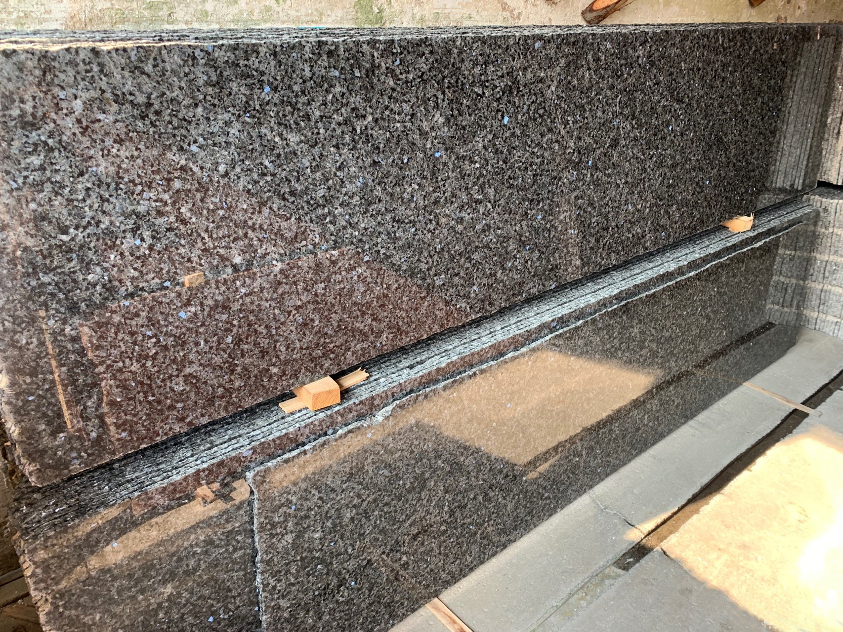 蓝钻花岗岩石材蓝珍珠大理石兰珍珠外墙干挂石材飘窗台面室内地砖