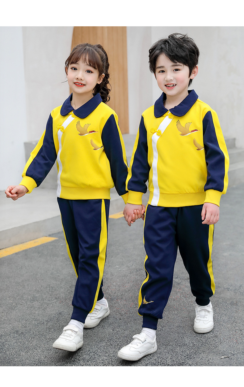 幼儿园园服春秋款儿童秋季运动会班服批发小学生校服套装名字刺绣
