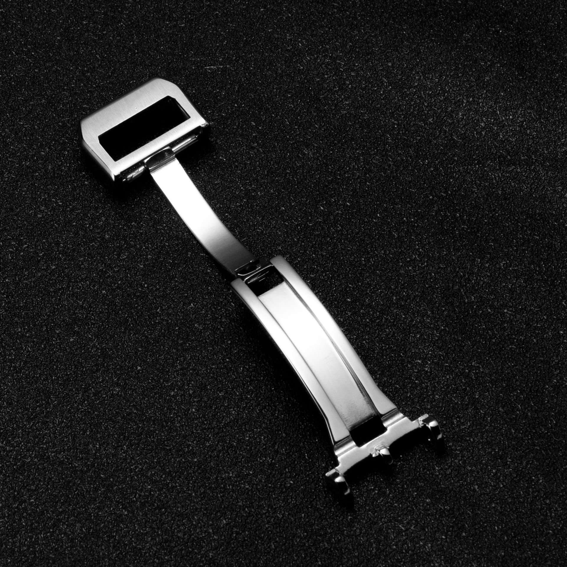 代用iw适柏涛菲诺波涛手表皮带扣 不锈钢折叠扣18mm 手表配件