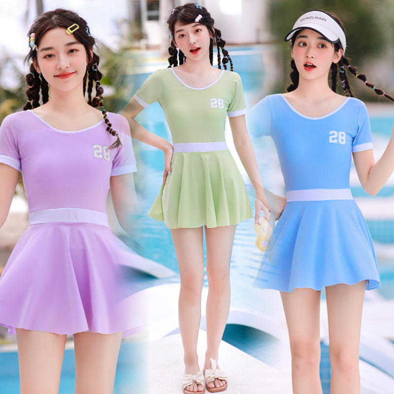 女大童平角连体泳衣12岁儿童裙式学生泳装女孩少女韩版游泳衣15岁