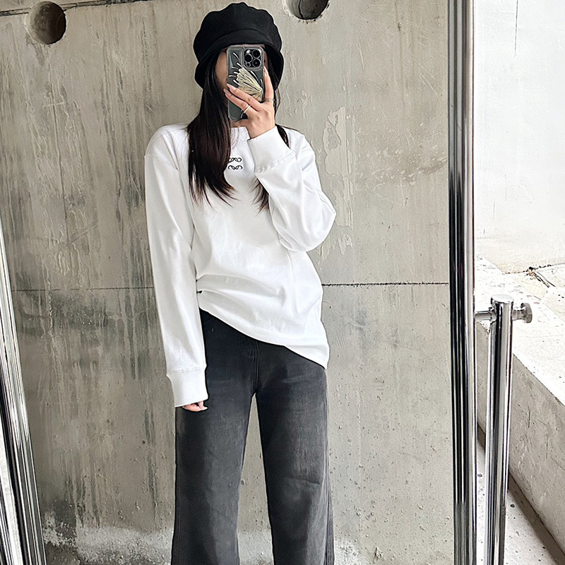 简约风休闲宽松女款长袖时尚新品上衣 刺绣徽标logo罗纹长袖t恤