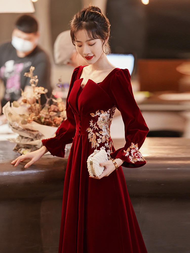 敬酒服新娘2022新款长款中式结婚订婚连衣裙回门礼服平时可穿长袖