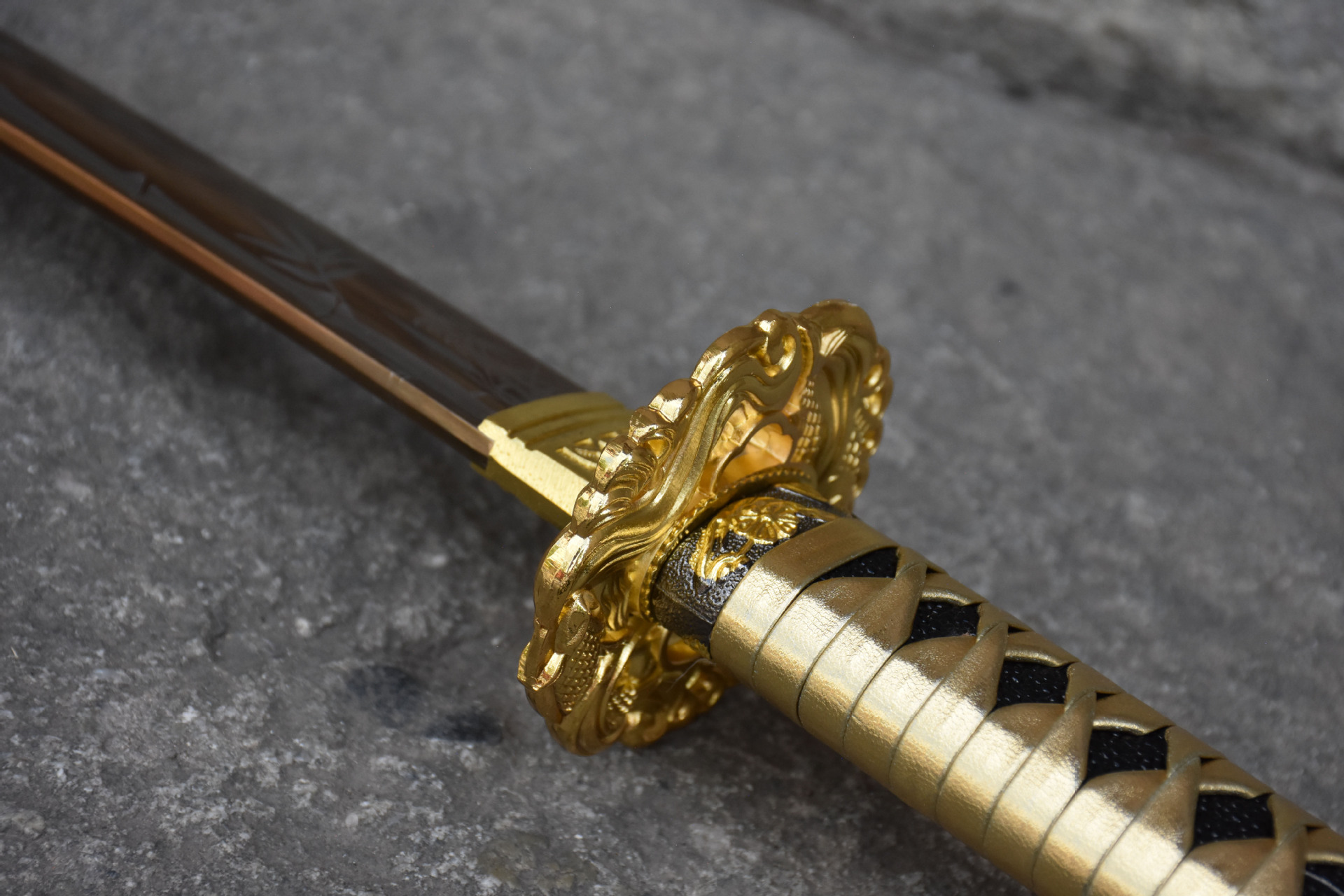 龙泉市刀剑一体烤金日式剑防身手工锻打宝剑硬剑冷兵器收藏未开刃