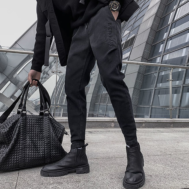 春秋季网红黑色配马丁靴牛仔裤子男潮流刺绣束脚百搭哈伦休闲裤冬