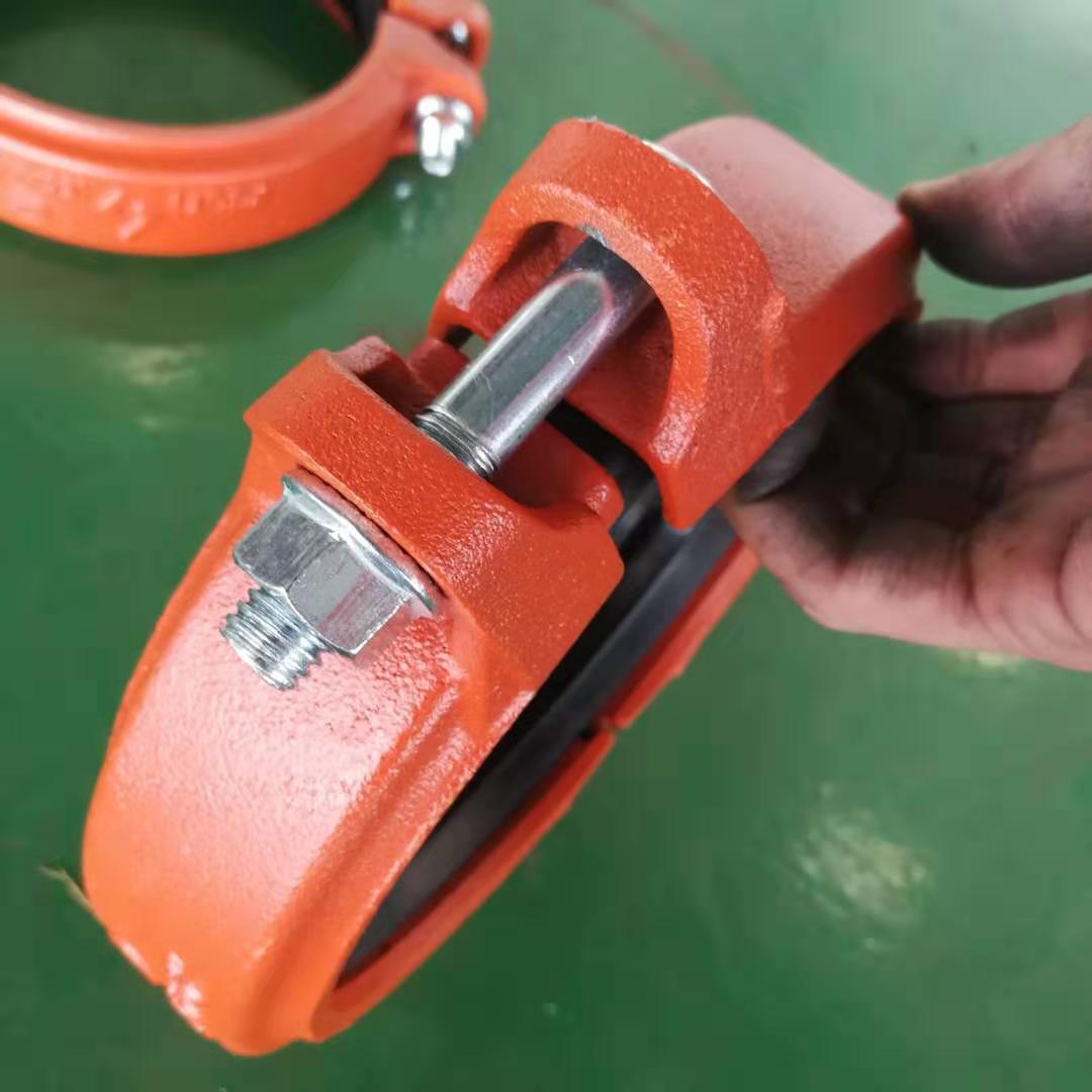 消防管道沟槽管件   电力金具u型卡箍电线杆管箍光伏支架配件抱箍