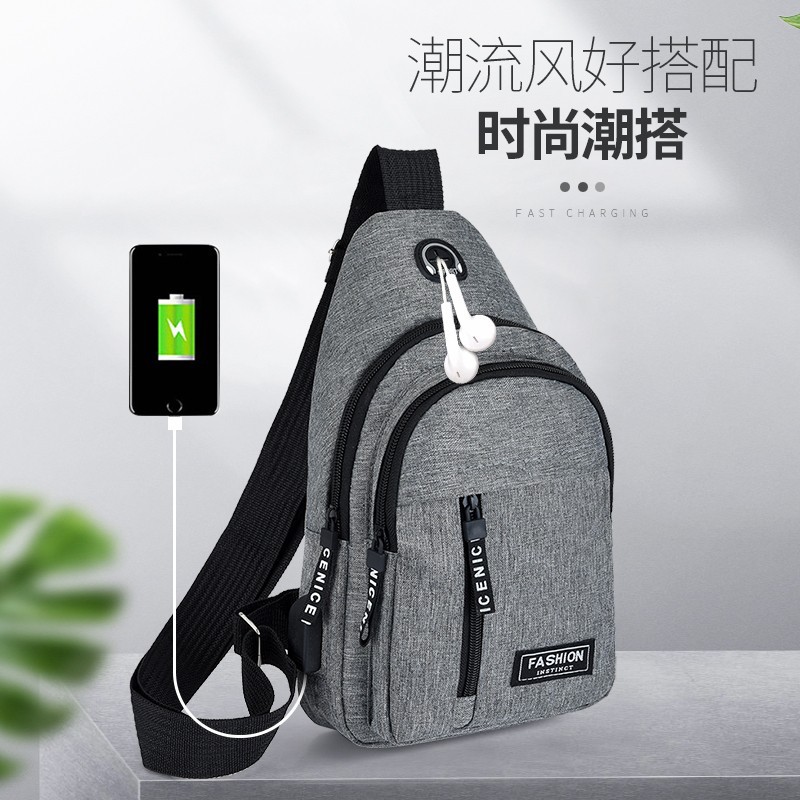 Men's Fashion Chest Bag 2022 New Sports Style Charging Port Shoulder Bag Trendy Men's Bag Daily Commuter Mobile Phone Bag