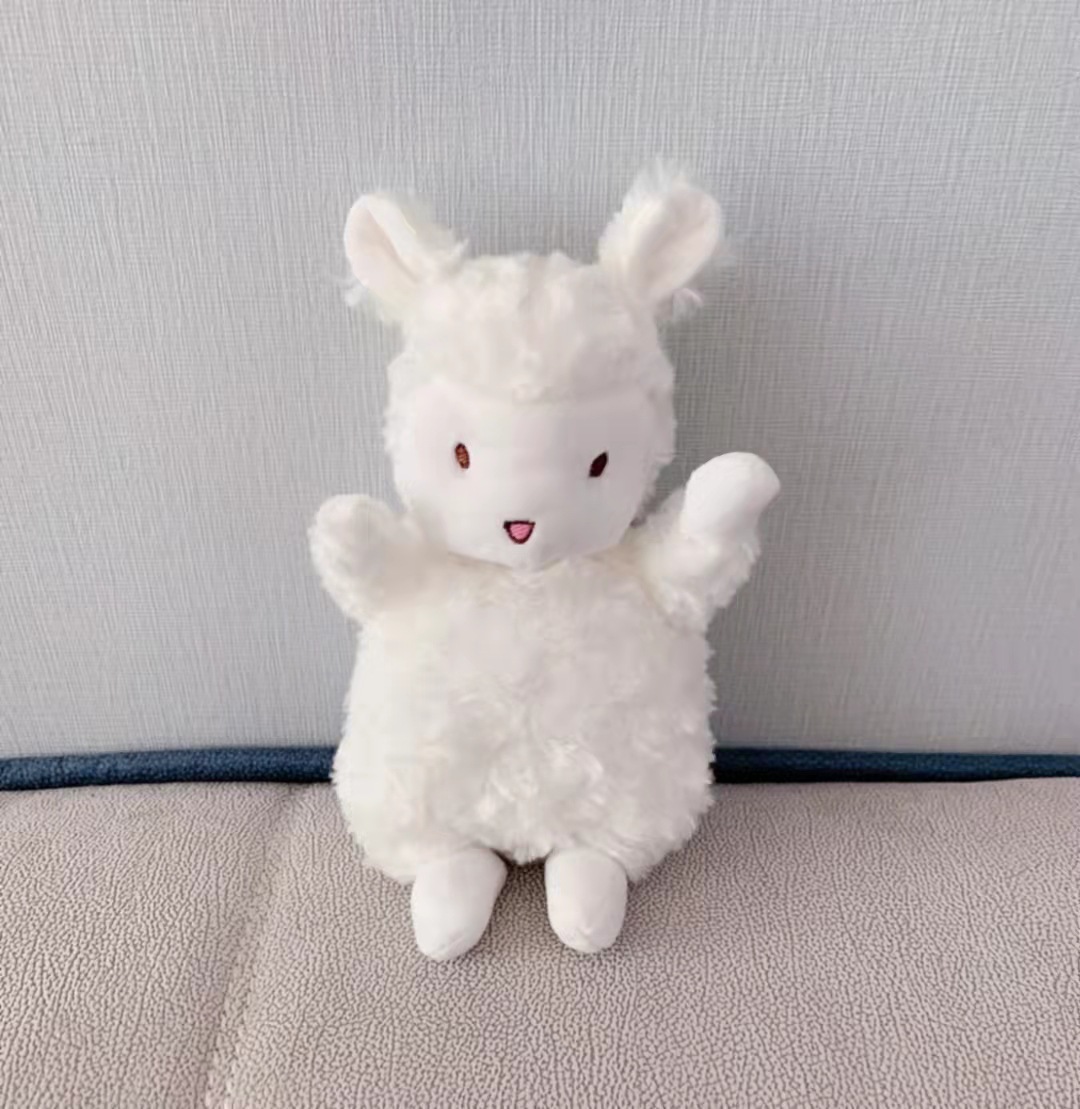 抖音网红小羊公仔娃娃玩偶美国小羊白色卫衣公羊男款情侣一对摆件