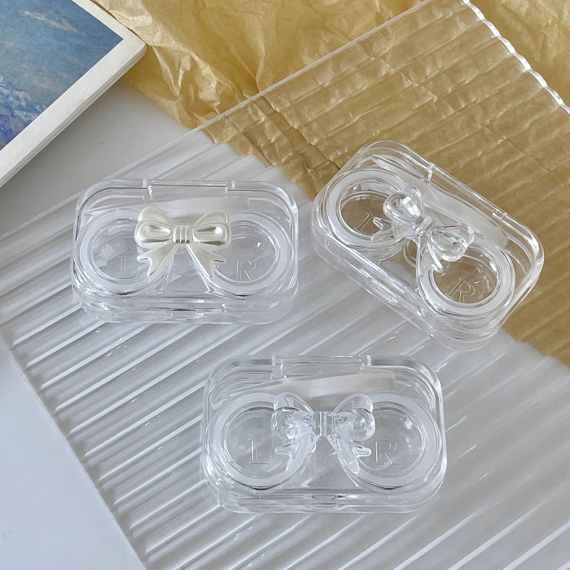 美瞳盒免拧盖透明镭射蝴蝶结可爱一体便携胶圈隐形眼镜伴侣盒