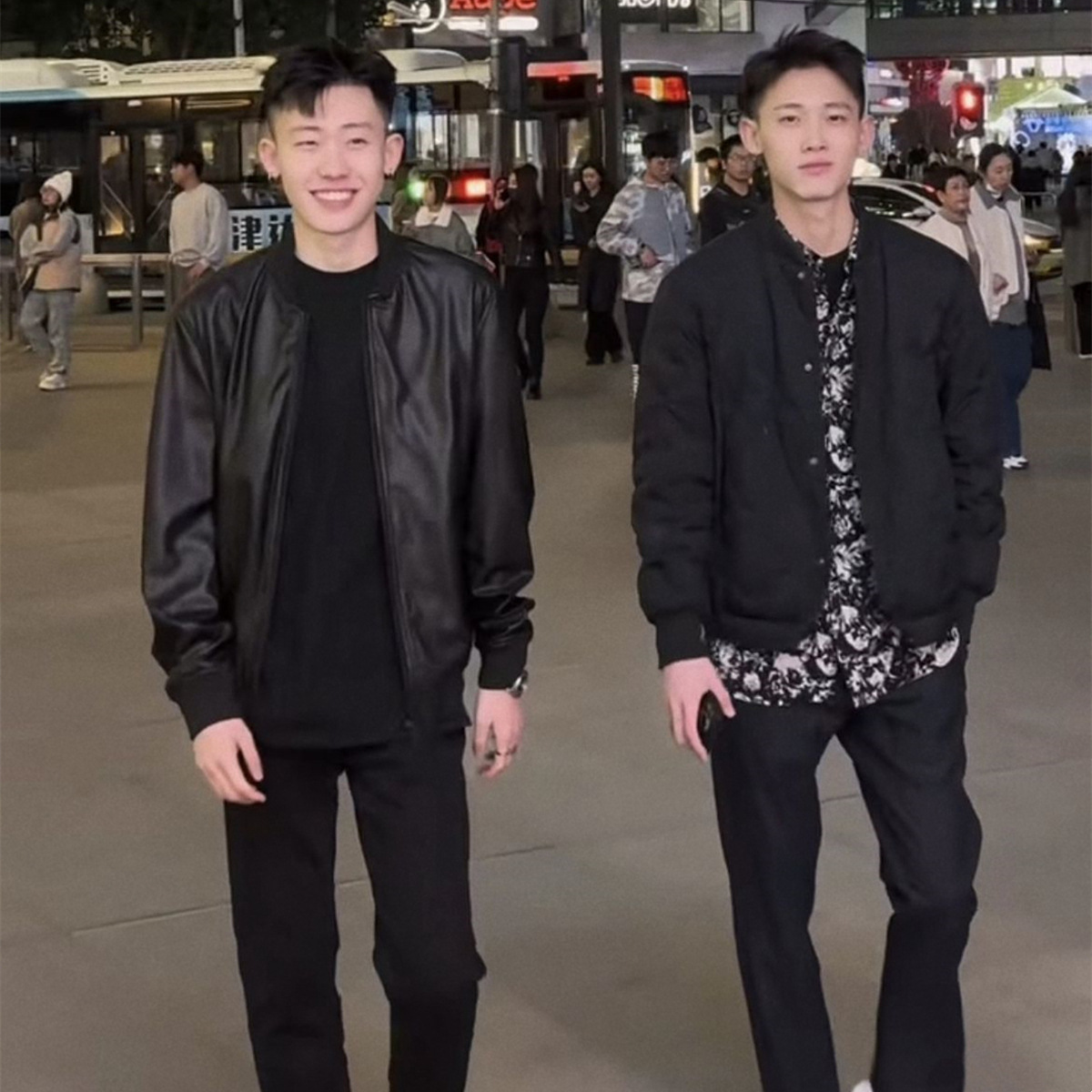 抖音网红赵山河同款男宽松休闲痞帅机车pu皮衣夹克高级感防风外套