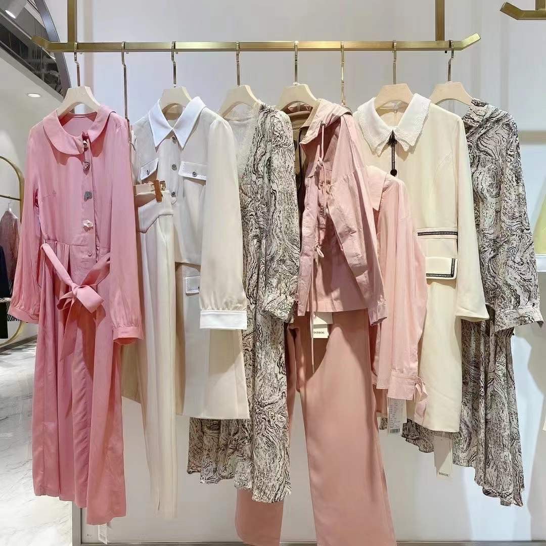 迪2024笛欧秋 新款女装外套连衣裙品牌折扣尾货走份批发