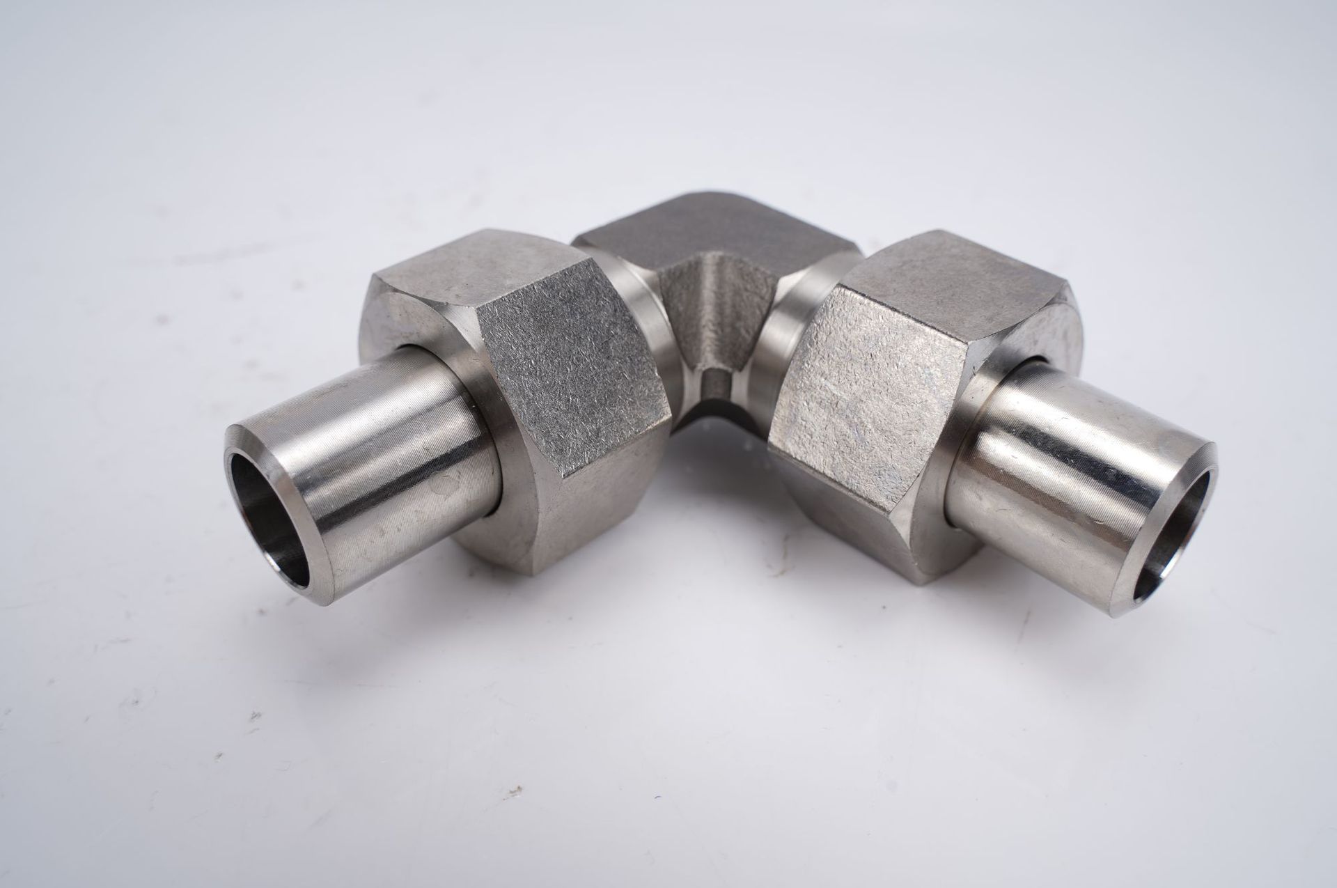 工厂供应 液压管接头 不锈钢直角接头1c9 304不锈钢 非标定制