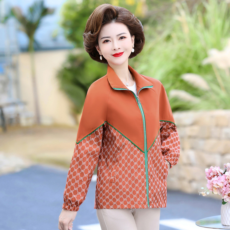 光锦秋装新中老年妇女装拼色拼接外套时尚防油夹克50岁60岁妈妈装