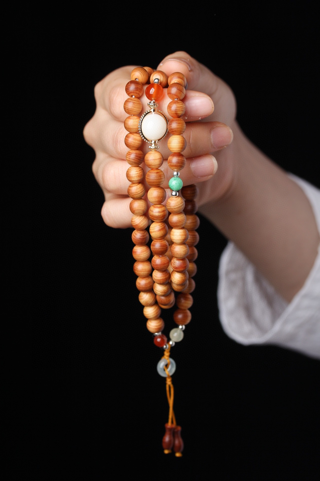 8四川陈化料108颗柏木佛珠手链男女饰品礼物