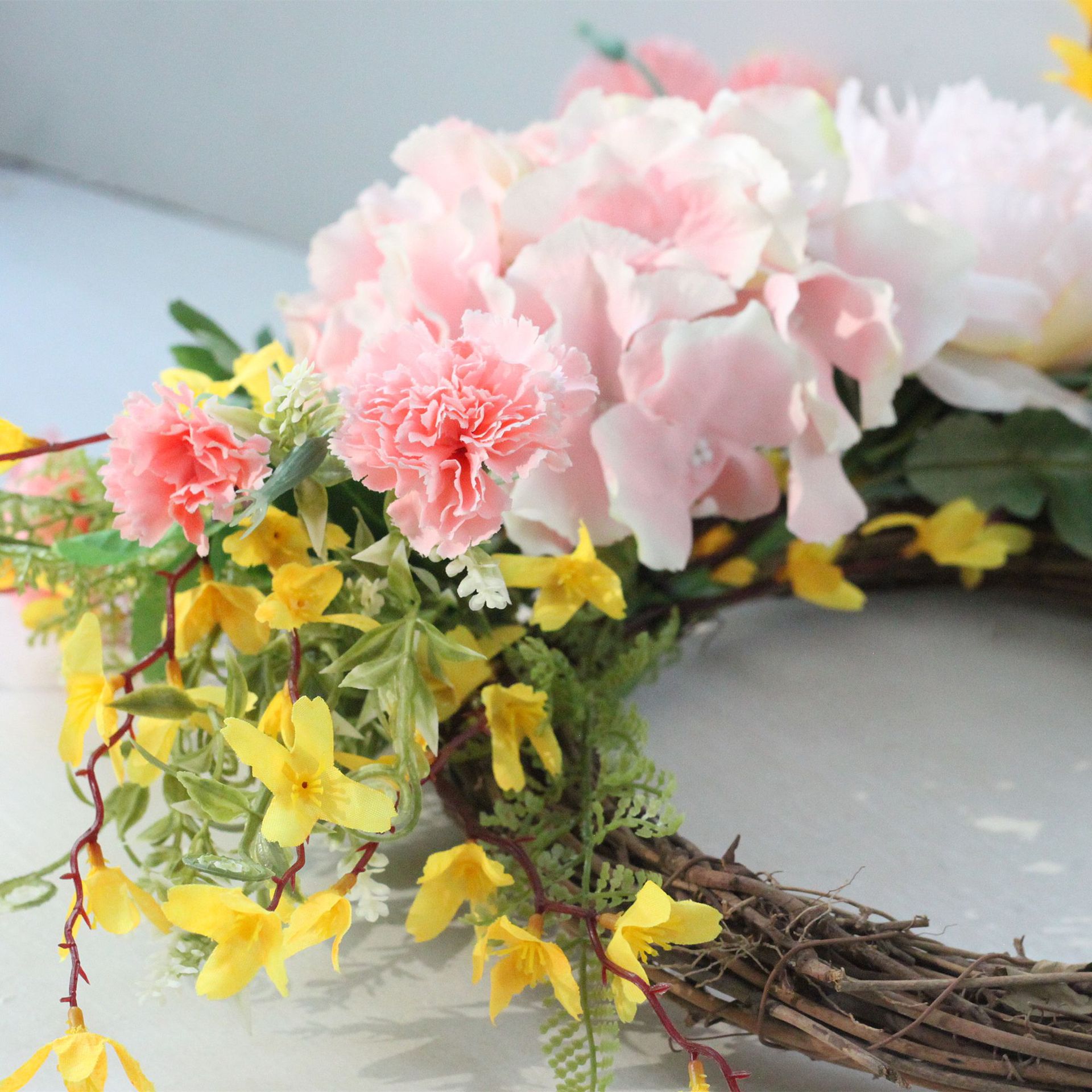 2021春季新款花环迎春花报春花母亲节康乃馨花环门饰节日装饰礼物