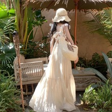 高级感无袖法式茶歇白色连衣裙女夏季新款气质显瘦中长款度假裙子