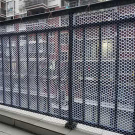 21%阳台防护网塑料围栏网窗户防防盗窗垫板防网防猫防坠落护栏网广州