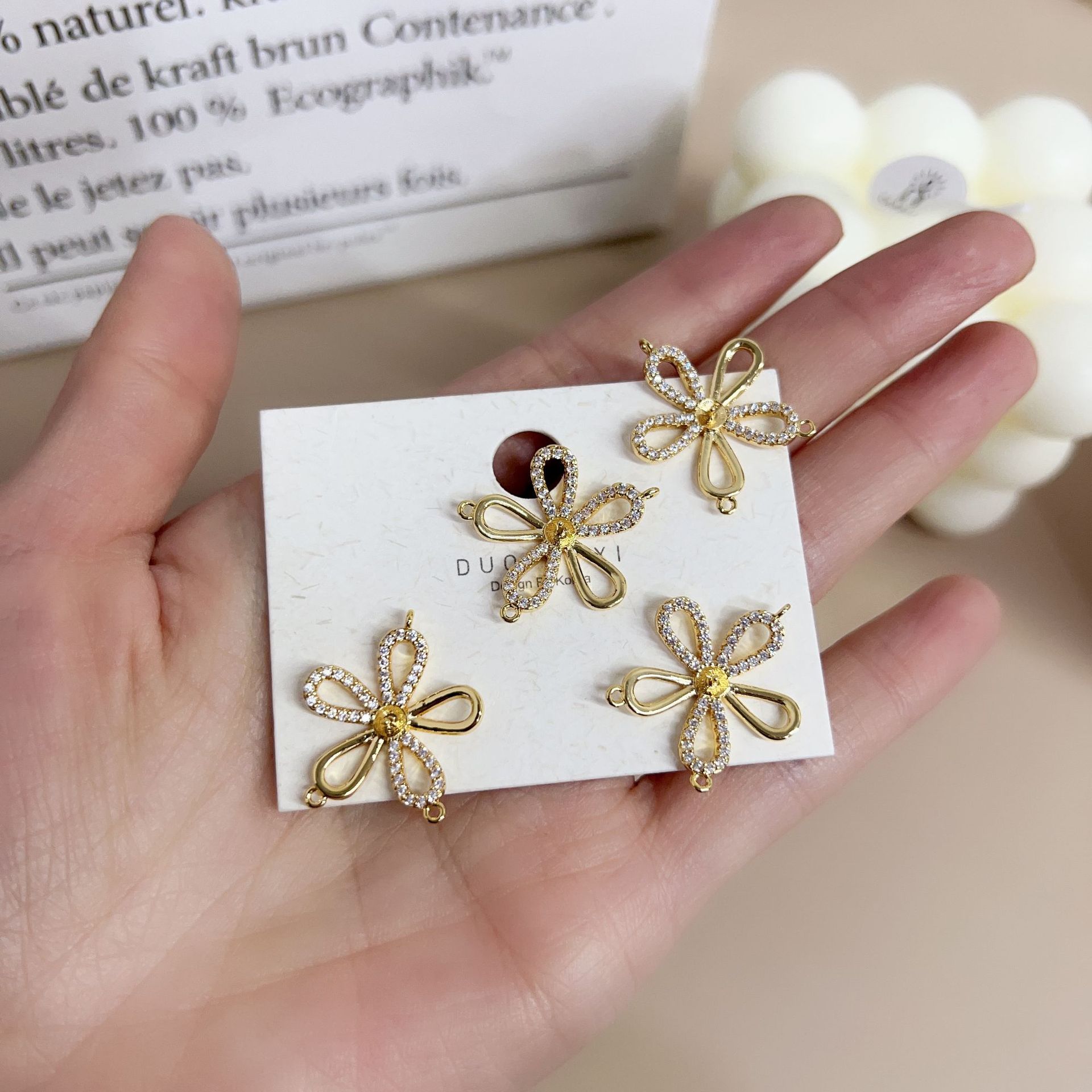 DIY Three Hanging Small Flower Inlaid Zircon Accessories Pearl Empty Todo Hanging Accessories Bracelet Necklace Accessories