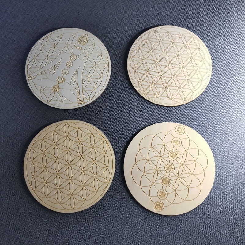 木质防烫杯垫 创意镂空木头隔热咖啡垫 餐垫多种花样可选