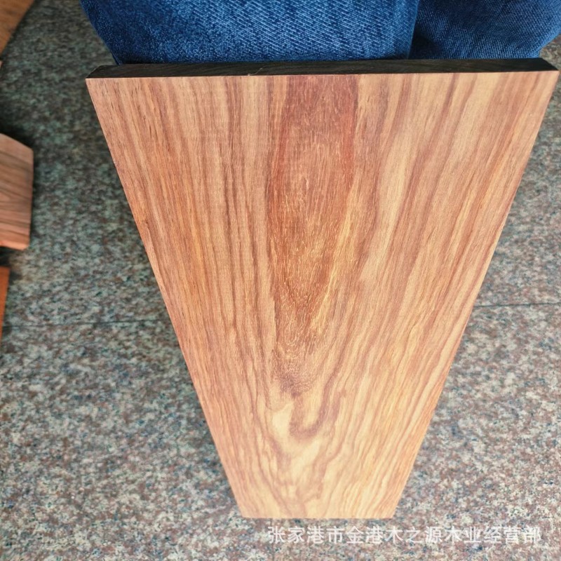 大叶花梨原木板材 大叶花梨 红高棉 安哥拉紫檀 高棉花梨原木板材