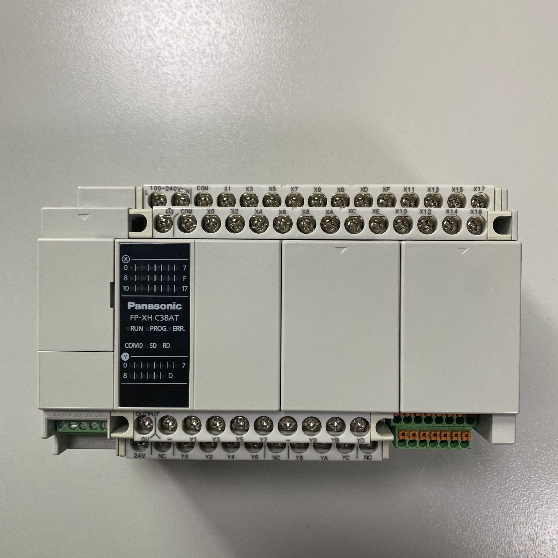 现货销售afpxhc38at-f松下plc自带模拟量日历时钟功能fp-xh c38at