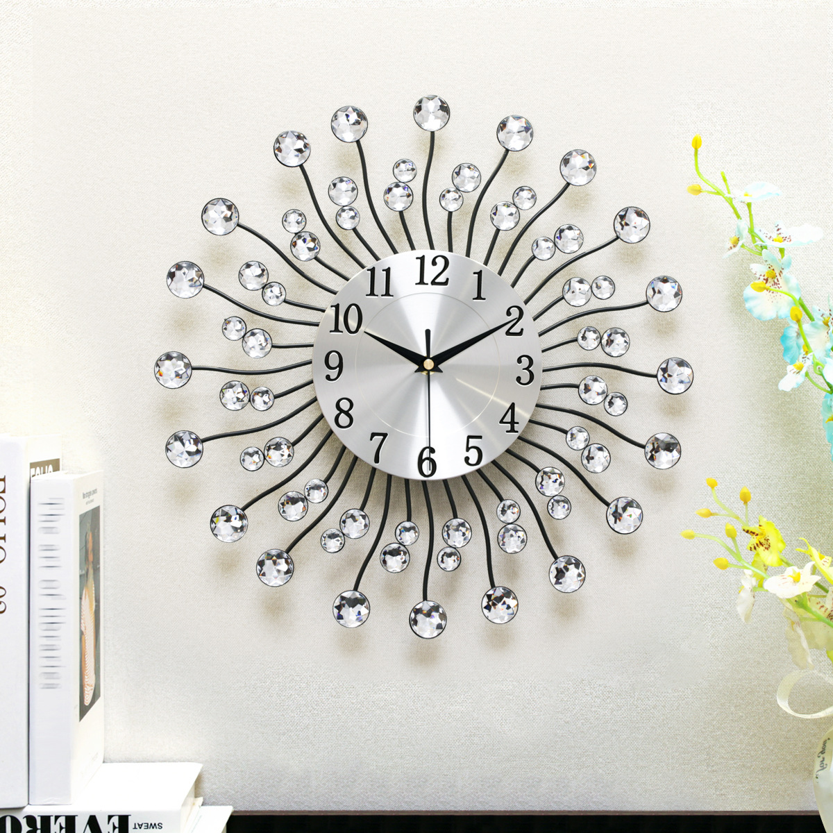 Modern Simple Metal Creative Wall Clock for Living Room and Kitchen Bedroom Dining Room and Office Decorations