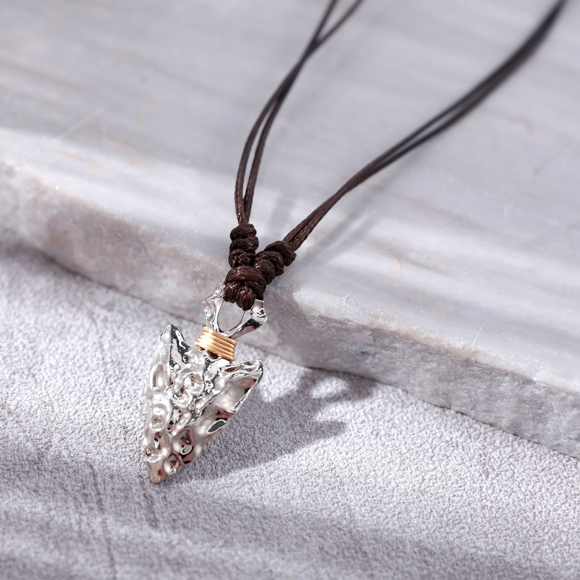 钟意男士项链简约个性箭头项链吊坠嘻哈朋克潮男饰品支持批发