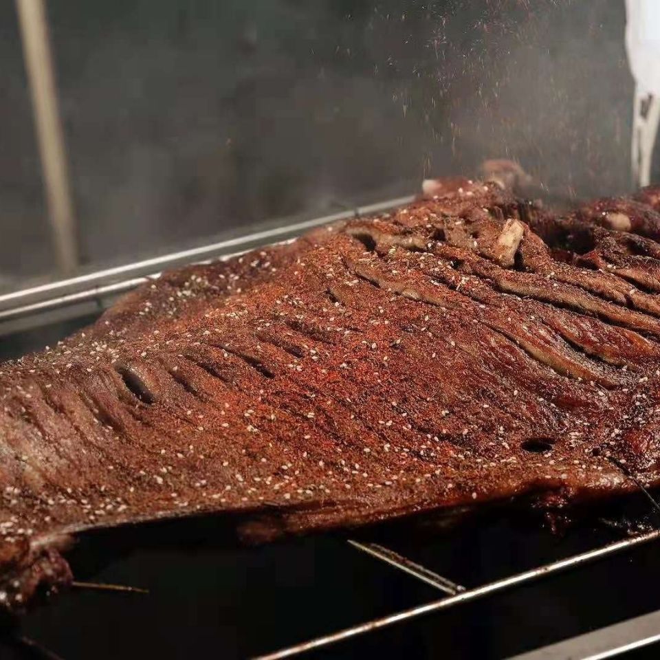 新鲜冷冻整只全羊鲜冻羔羊白条羊10-30斤烤全羊烧烤食材整只全羊