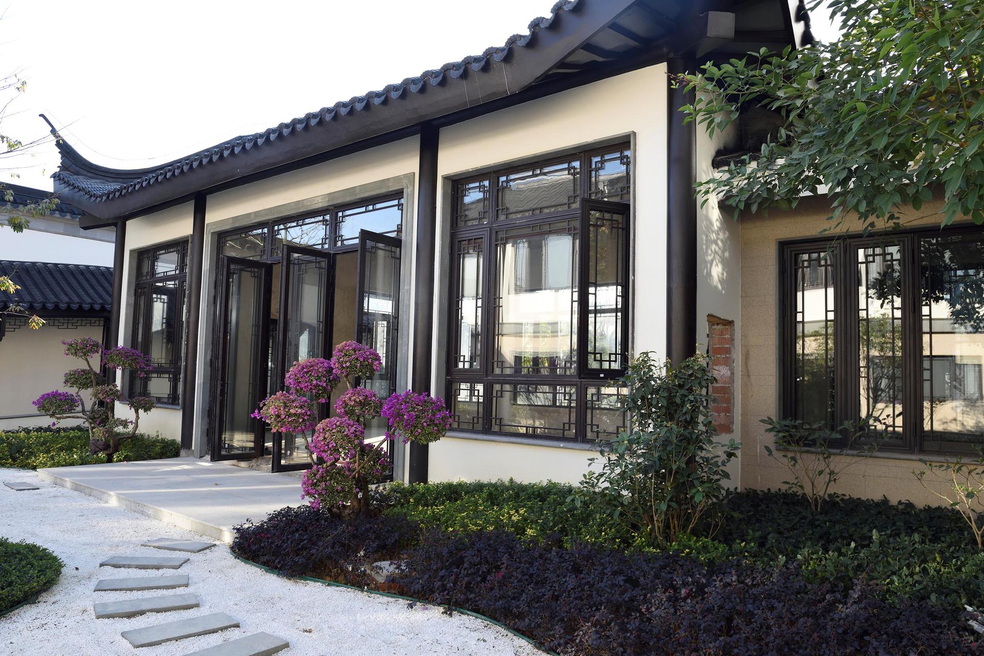 新中式仿古门窗铝合金断桥铝四合院别墅园林古建筑镂空高端会所