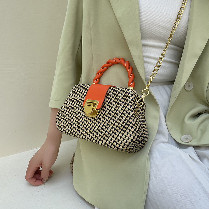 Retro Textured Woven Bag 2023 Summer Fashion Ins Shoulder Bag Versatile Handheld Crossbody Bag Box Bag