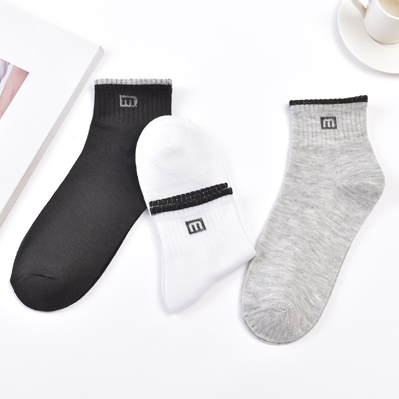 Autumn and Winter Solid Color Man's Sports Socks Polyester Cotton Flat Socks Foot Bath Gift Socks Stall Cheap Men's Socks Manufacturer Batch