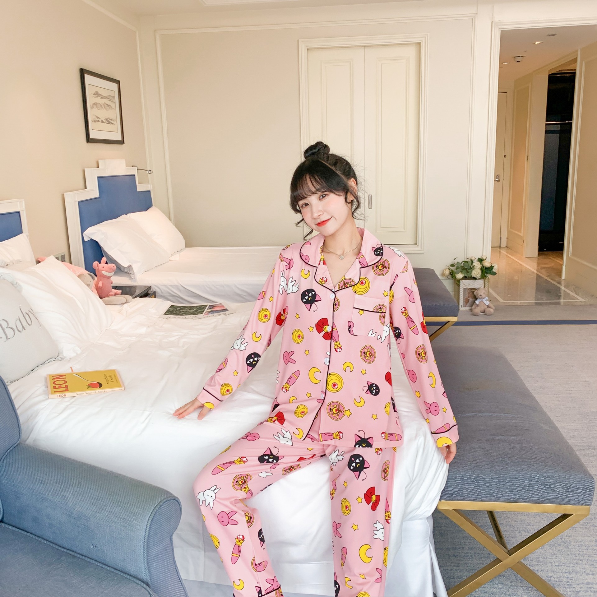 新款长袖春睡衣女可爱卡通美少女家居服长裤宽松韩版ins风两件套