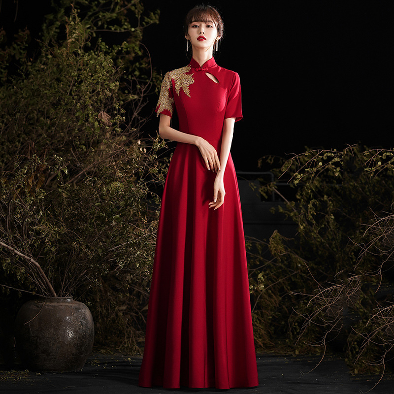 新娘敬酒服2021新款红色大码合唱团演出旗袍结婚礼服订婚连衣裙女