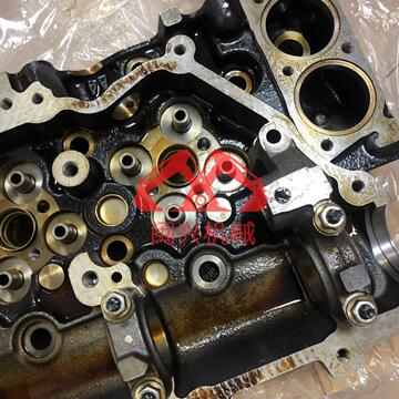 适用五十铃发动机4hk1缸盖8-98170617-0日立zx200住友sh210三一