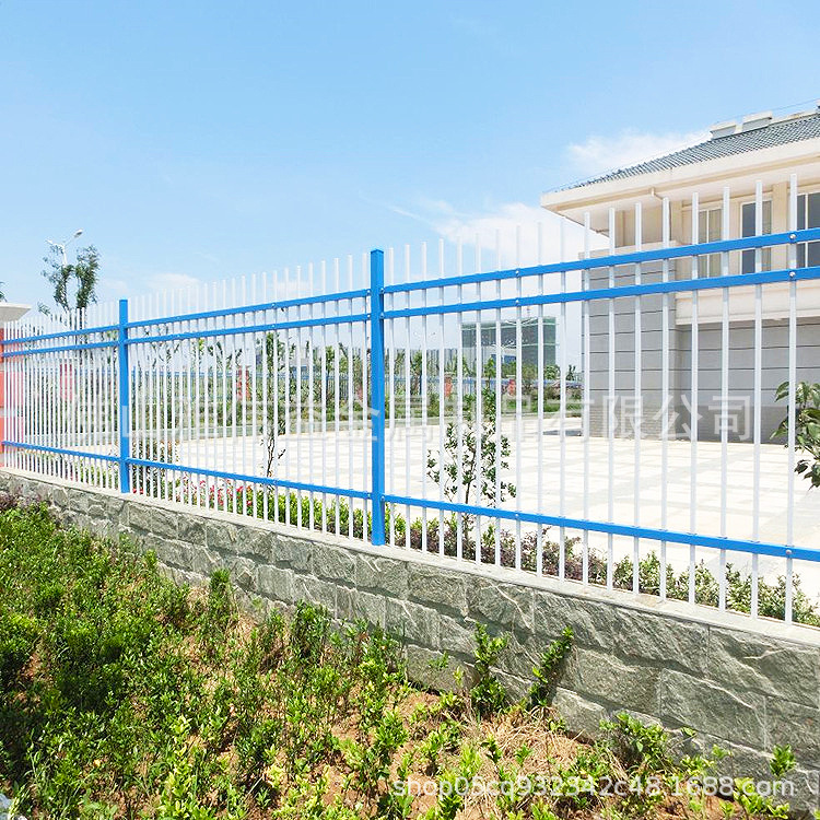 白色锌钢围墙护栏铁艺防护栏钢管组装铁栅栏社区生态园围墙护栏