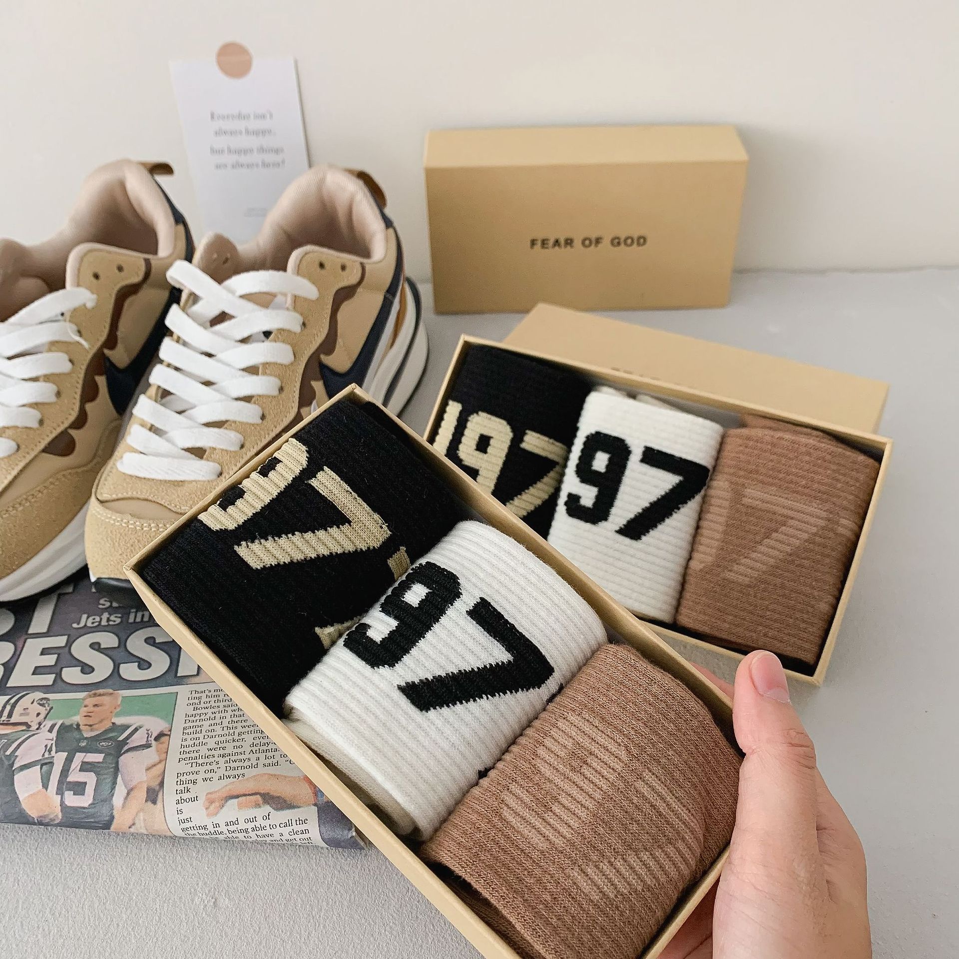 fog 1977 ess牛皮纸盒3双装潮袜中筒袜男女情侣棉街头滑板ins袜子