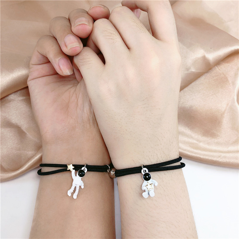 ins网红宇航员情侣相吸手链小皮筋送男朋友闺蜜发饰发绳头绳发圈