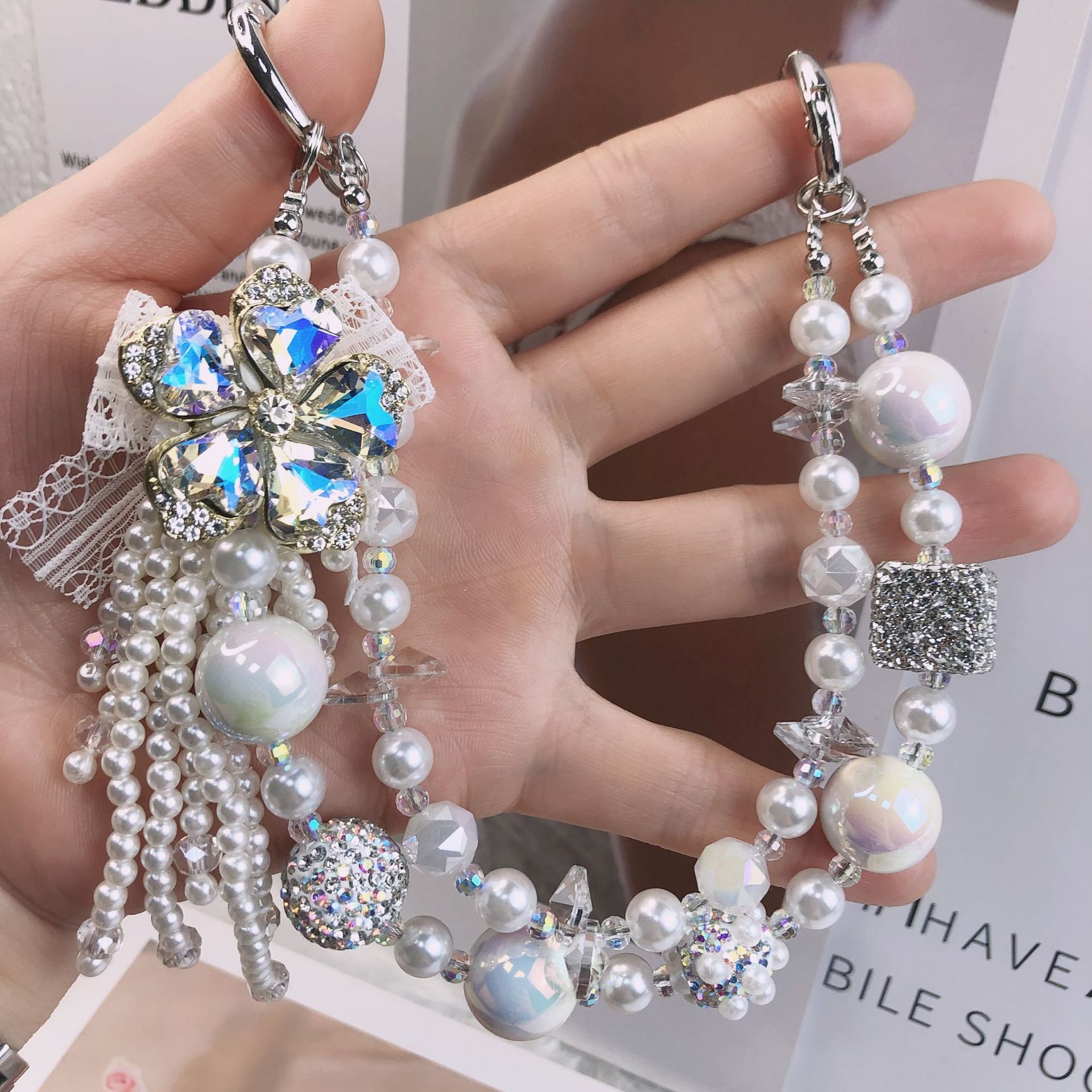 春秋款流苏珍珠重工手机链时尚轻奢百搭手机挂件包链抖音直播配链