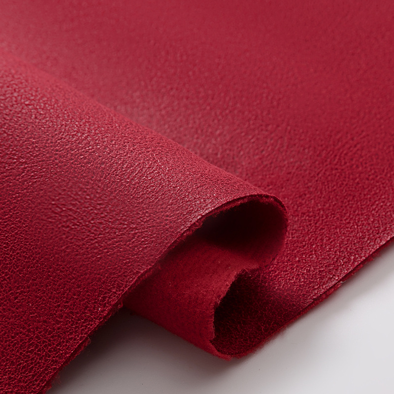 2021新品绒面超纤皮革面料现货供应涤纶布仿油皮pu革鞋材面料批发