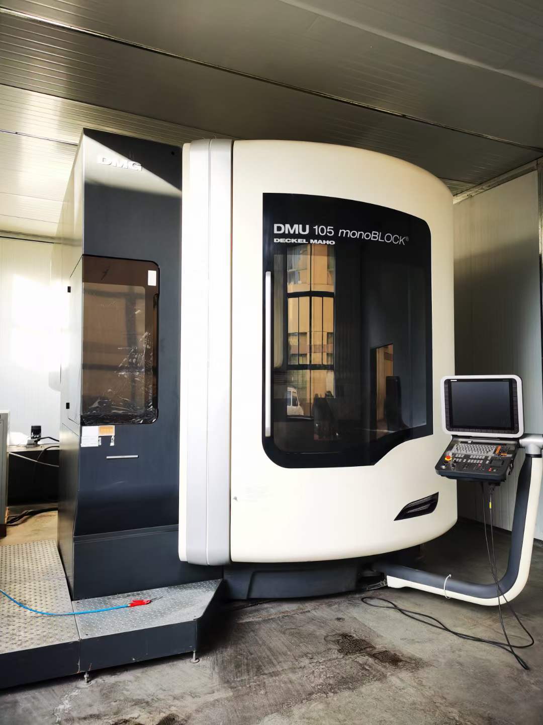 二手五轴加工中心在位出售德国进口九成新德马吉dmu 105monoblock
