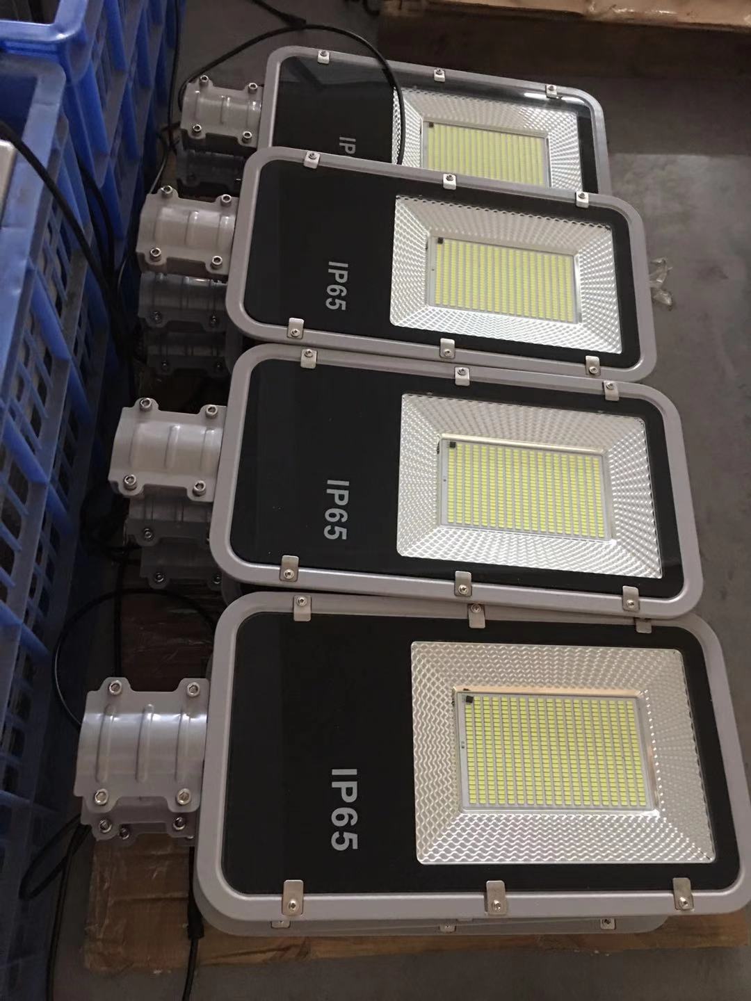 太阳能路灯500w太阳能灯户外庭院工程照明 亚马逊户外感应灯led