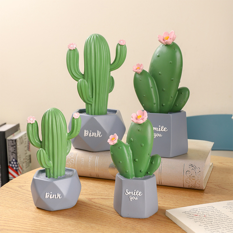 Nordic Artificial Green Plant Cactus Ornaments Wholesale Interior Decoration Living Room Office Desk Surface Panel Small Ornament
