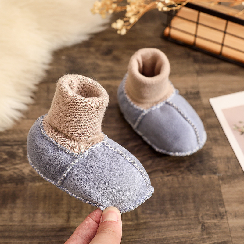 Fur Integrated Baby Shoes and Socks Soft Bottom 0-6 Months 6-12 No Drop Toddler Cotton Shoes Male and Female Baby Autumn and Winter 0-1 Years Old